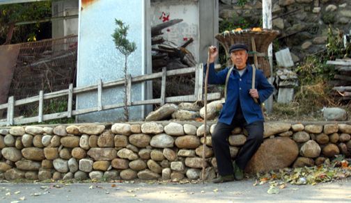 11-056 old man with basket.jpg
