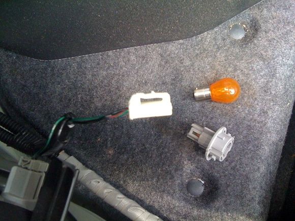 rear turn signal/backup light