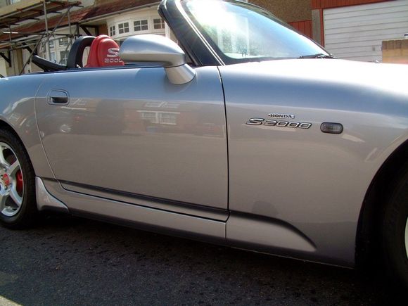 s20000 003.jpg