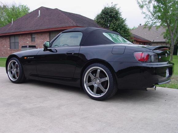 SIDE VIEW of LE37T.jpg