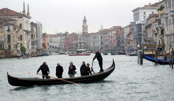 191 Cross canal taxi.JPG