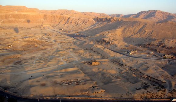 1647 Queen Hatsepsut's Temple.JPG