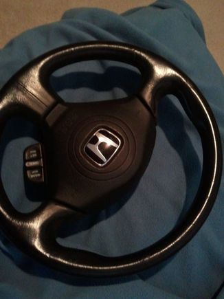 Steering wheel (2)