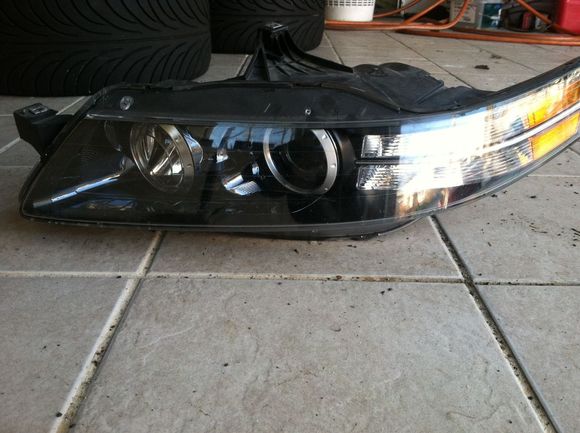 Tl headlight