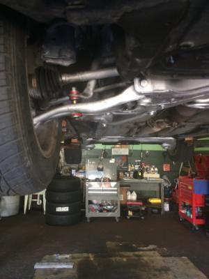 Here is the Passenger side after installing the new rubbers and new bolt 14 mm. The silver color painting was used under the car.
