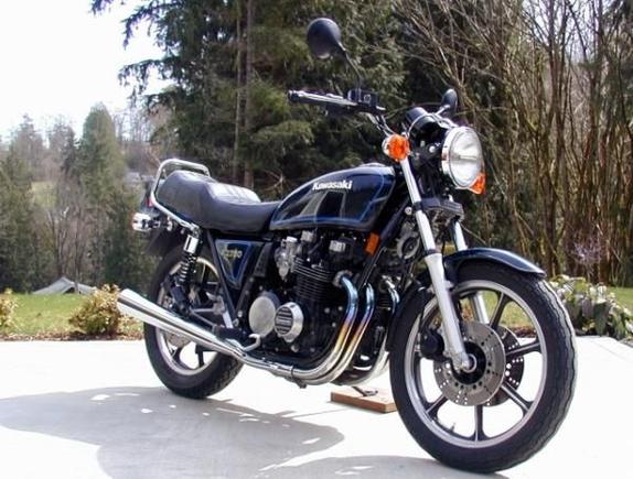 1982 Kawasaki KZ750E4 Angle