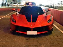 LaFerrari. Facebook: Money / photography