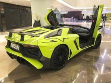 What a sight to see supercars inside a mall in Kuwait! Lamborghini Aventador LP 750-4 SV Roadster, Liberty Walk Aventador LP 700-4, & Mercedes-Benz SLR 722s Roadster. 
Via: Barrak Al-Sarraf.