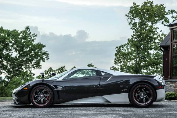 Pagani Huayra “The King” 1 of 1. Photo: Connor G photography