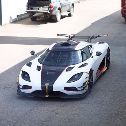 White/black with red stripes Koenigsegg One:1 - 1 of 7. Image: @waxphotography