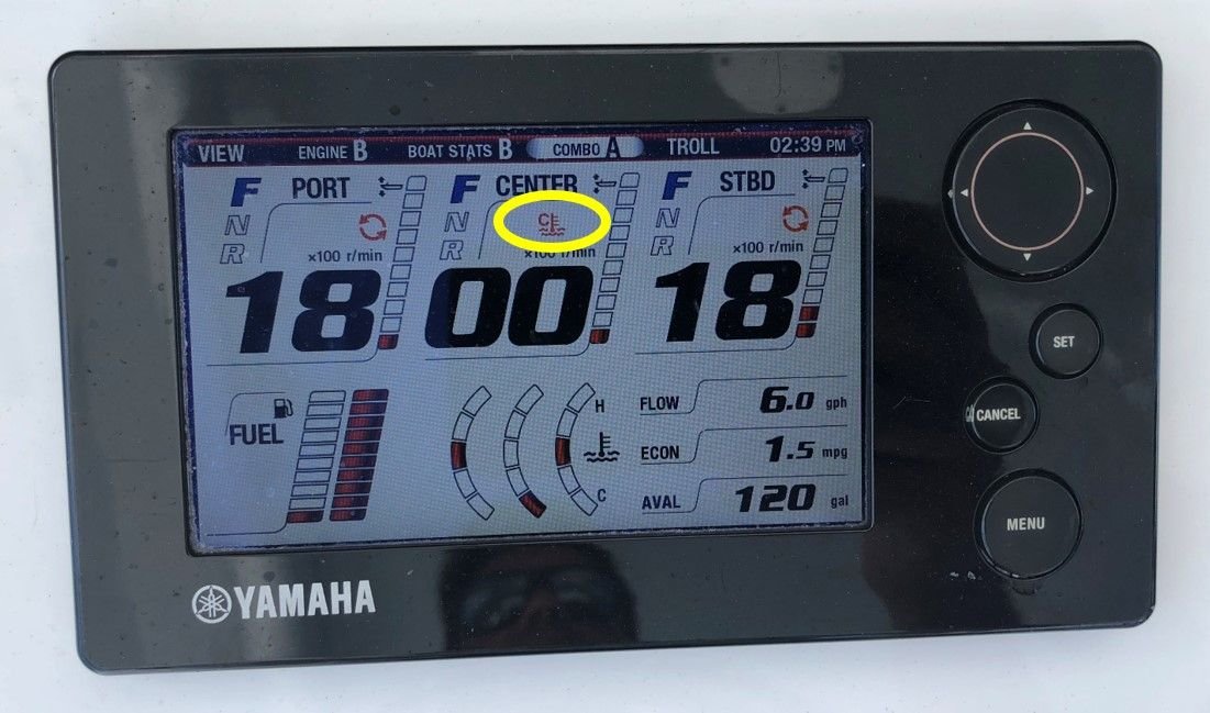 Strange issue on Yamaha F300's Has anyone seen this? The Hull Truth