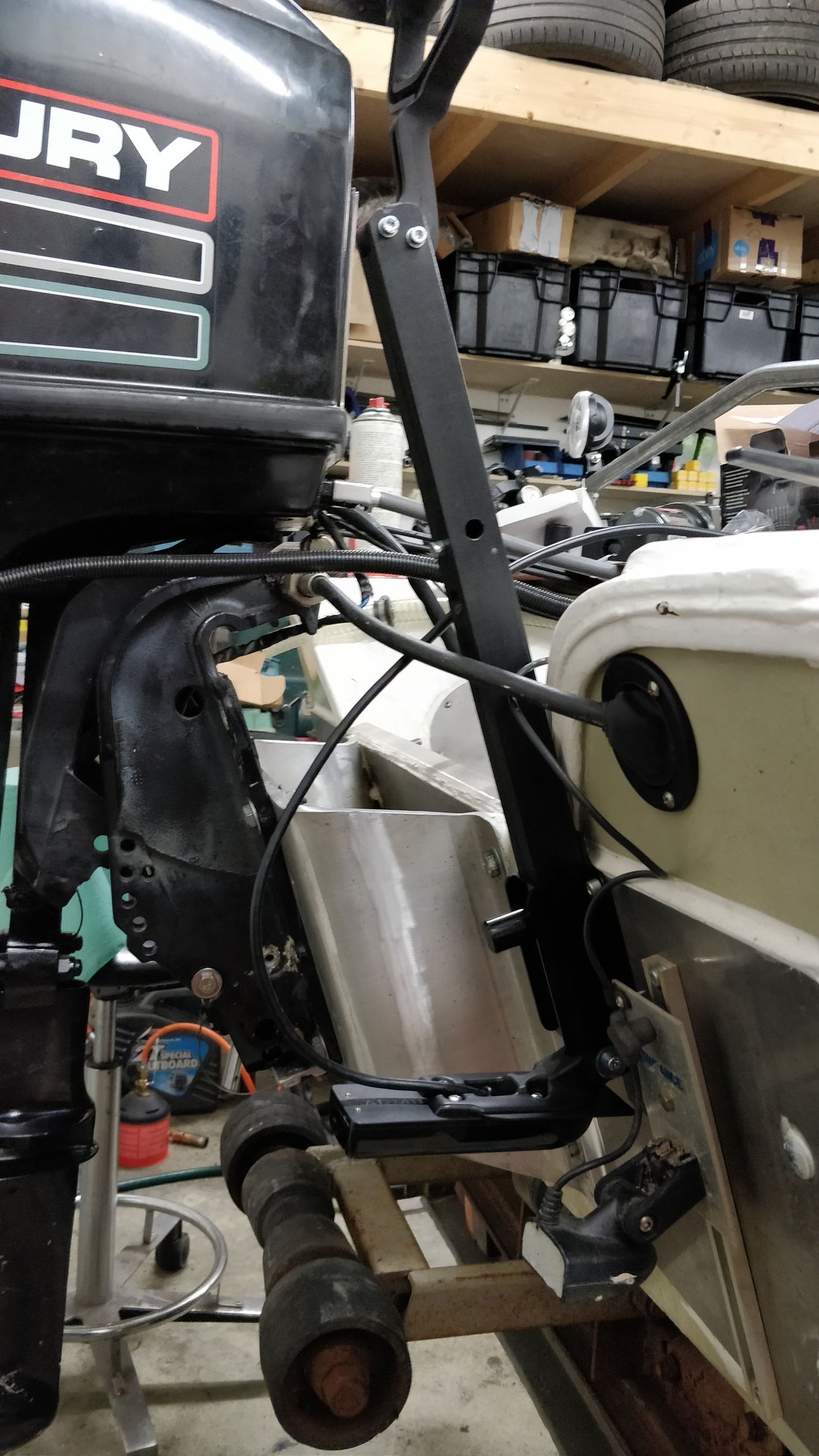 Show your adjustable/liftable transom transducer mount The Hull Truth