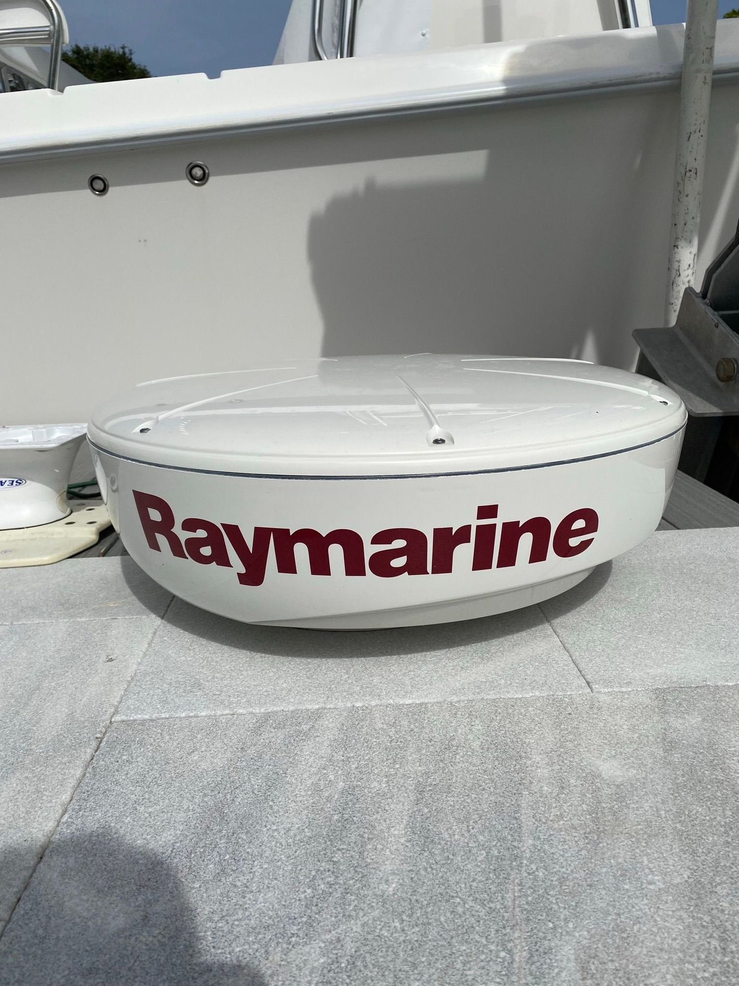 Raymarine Package (2) e125, Sounder, Radar The Hull Truth Boating