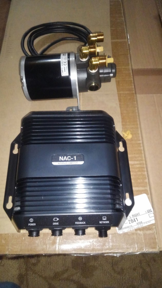 Lowrance 3g radar, RI10 interface, nac 1 and pump 1 The Hull Truth