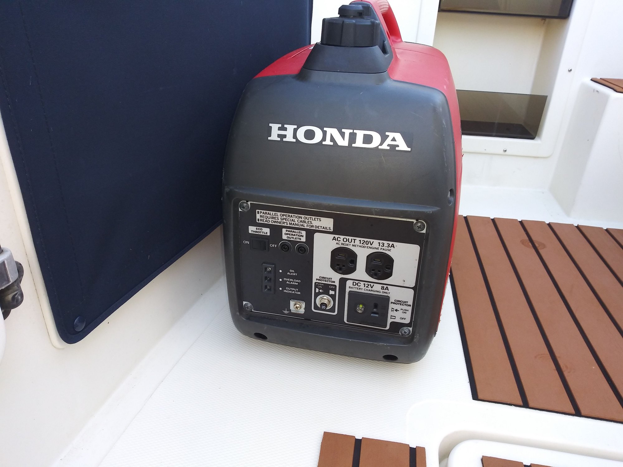 Like new HONDA eu2000i generator ($575) - The Hull Truth - Boating and