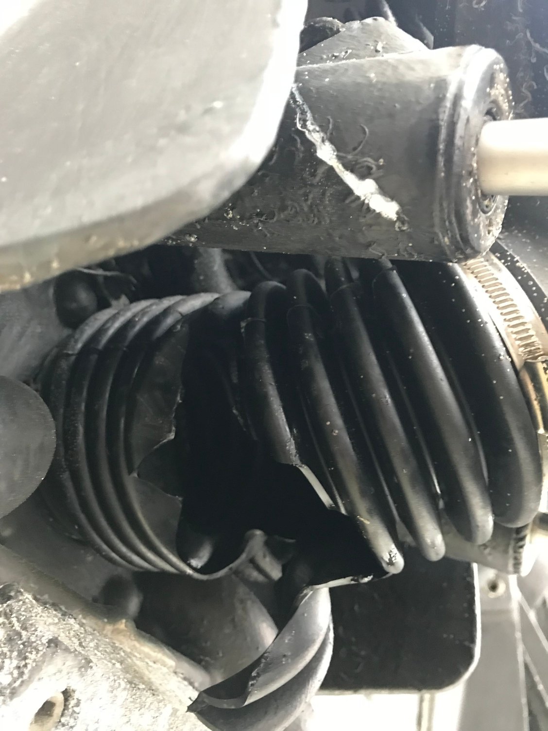 Badly damaged propeller and torn exhaust bellows can generate