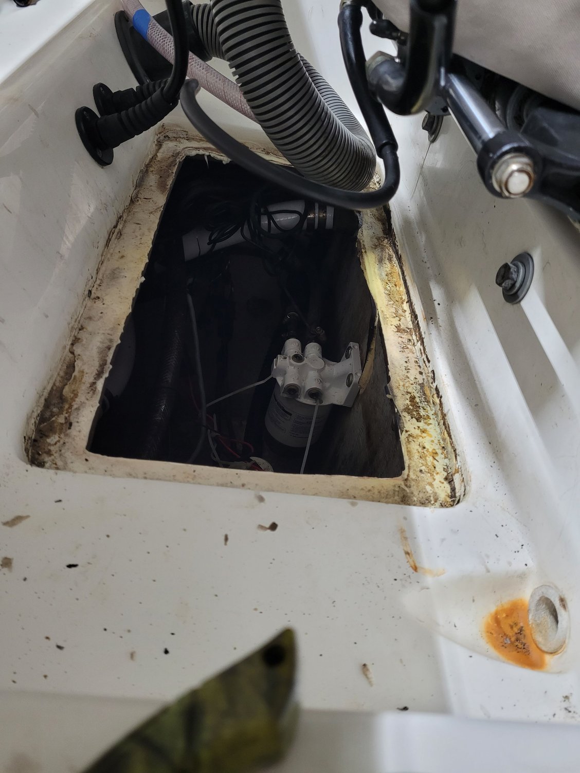 Boat hatch 12x24 The Hull Truth Boating and Fishing Forum