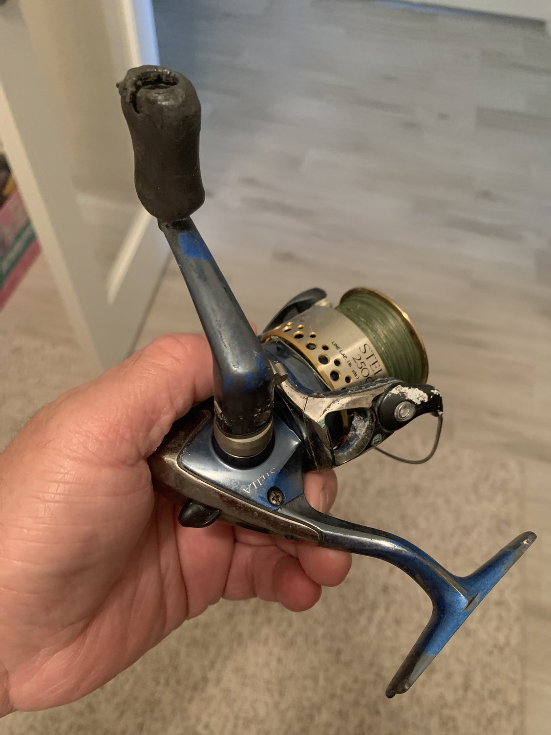 Shimano Stella 2500 FA. Need new handle for starts. - The Hull Truth -  Boating and Fishing Forum