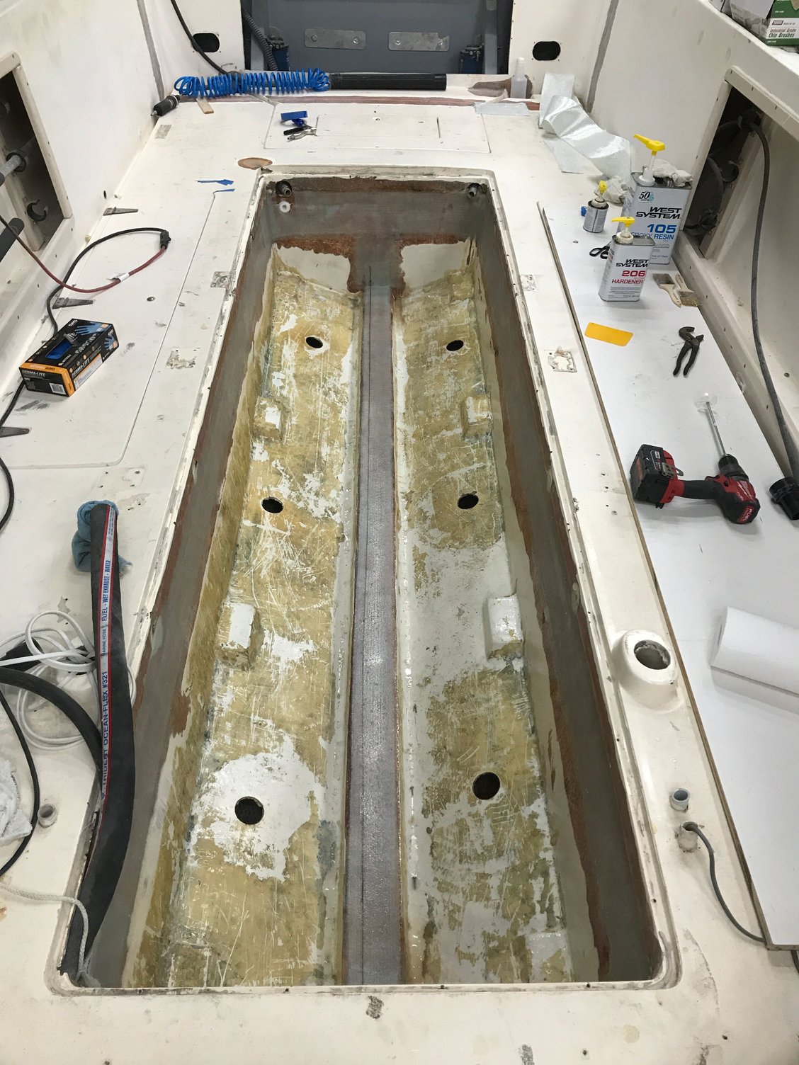 Mako 261 fuel tank The Hull Truth Boating and Fishing Forum