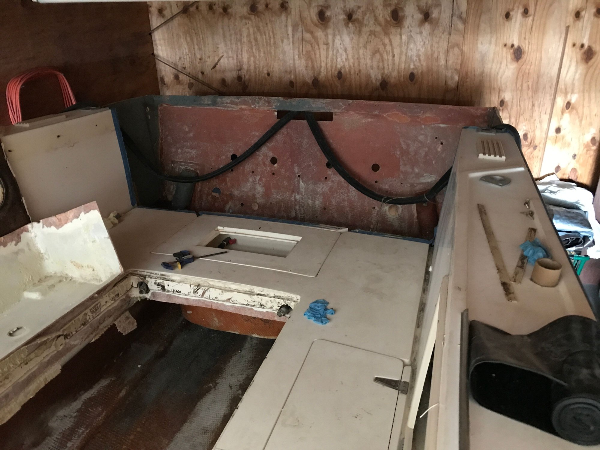 Mako 261 fuel tank The Hull Truth Boating and Fishing Forum