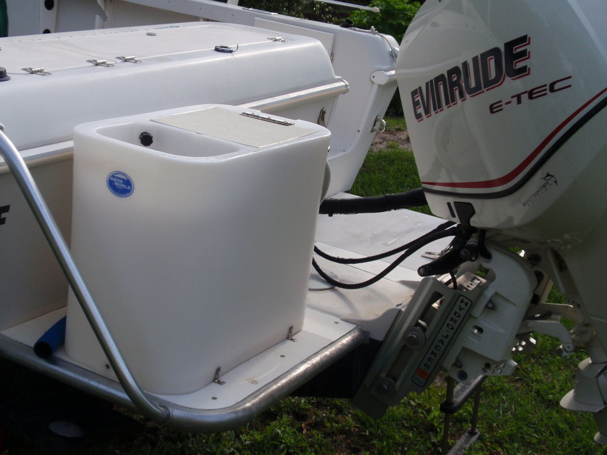 Transom bracket mounted livewell The Hull Truth Boating and Fishing