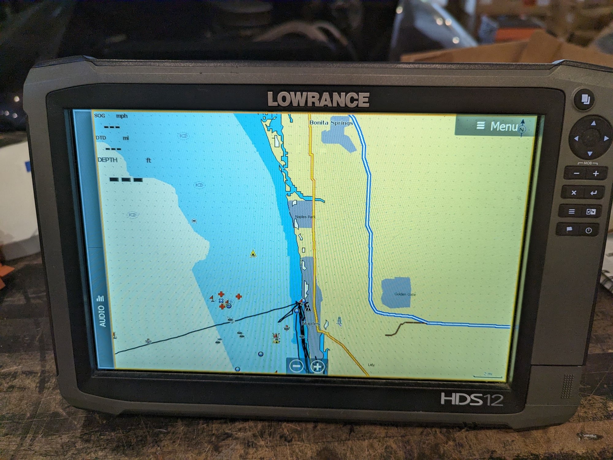 Lowrance HDS 12 Gen 3 Touch w/ transducer - The Hull Truth - Boating and  Fishing Forum