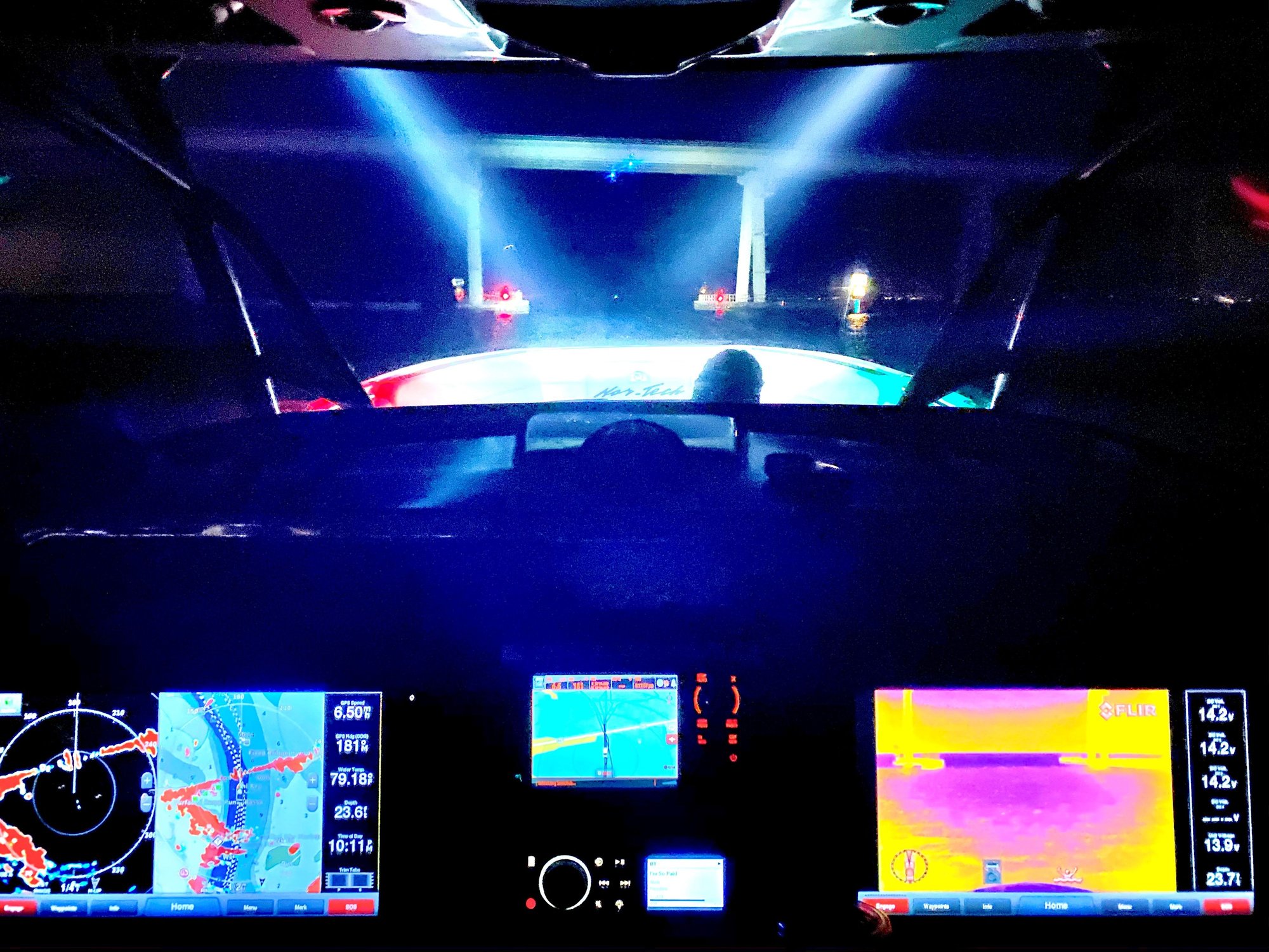 the best spot light Page 2 The Hull Truth Boating and Fishing Forum