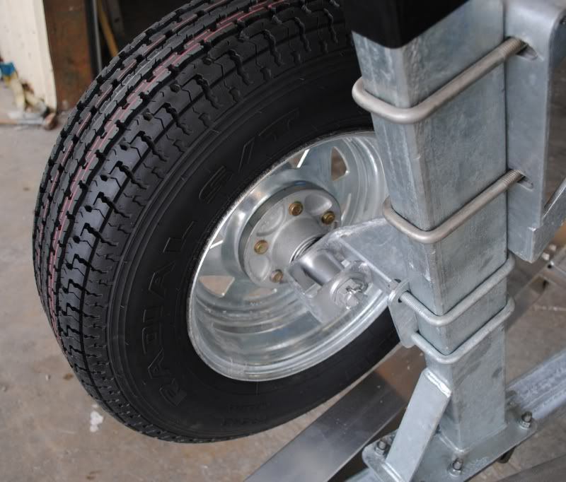 Spare tire mount on an Ibeam trailer The Hull Truth Boating and