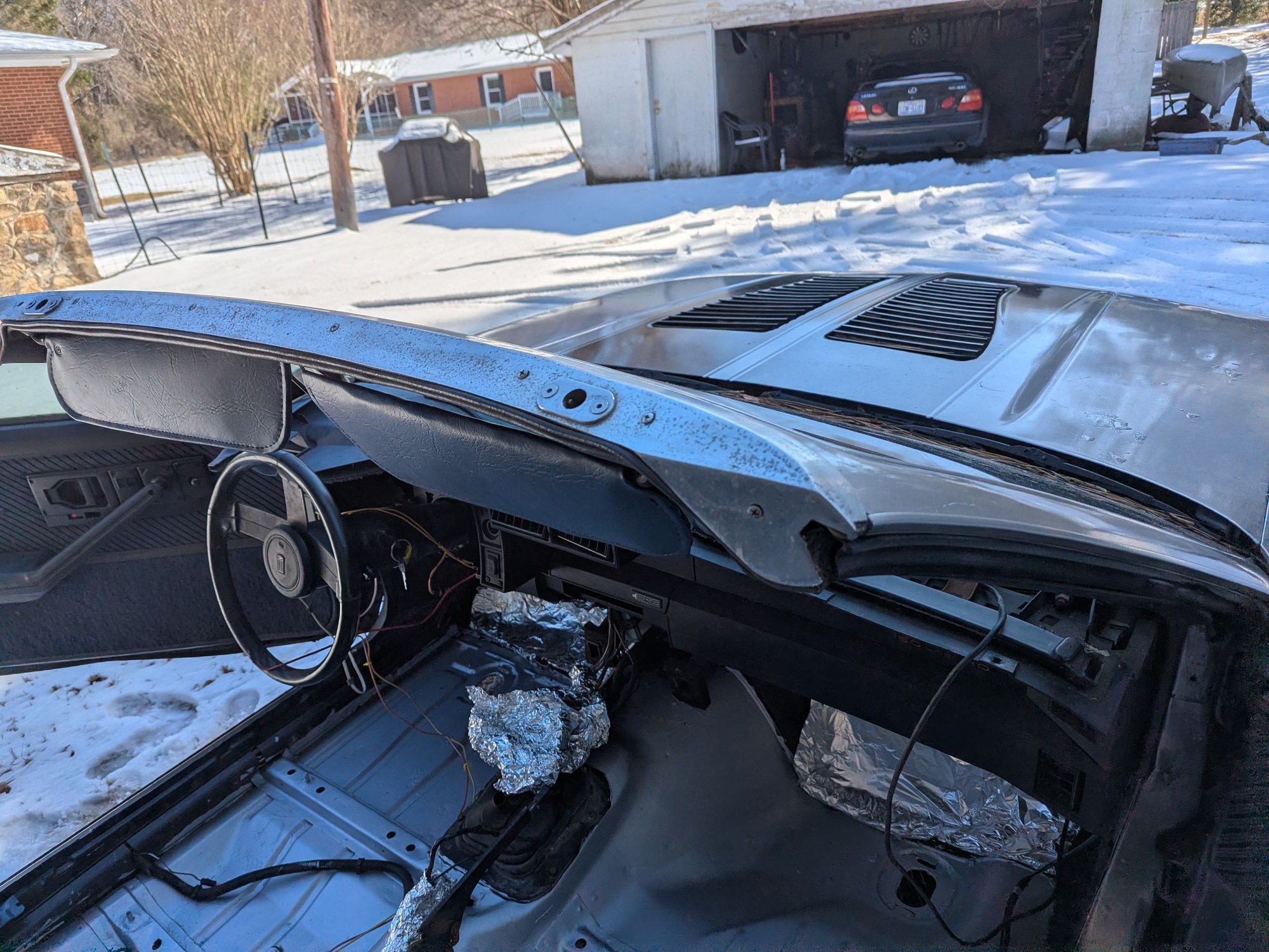 Top of windshield passenger side