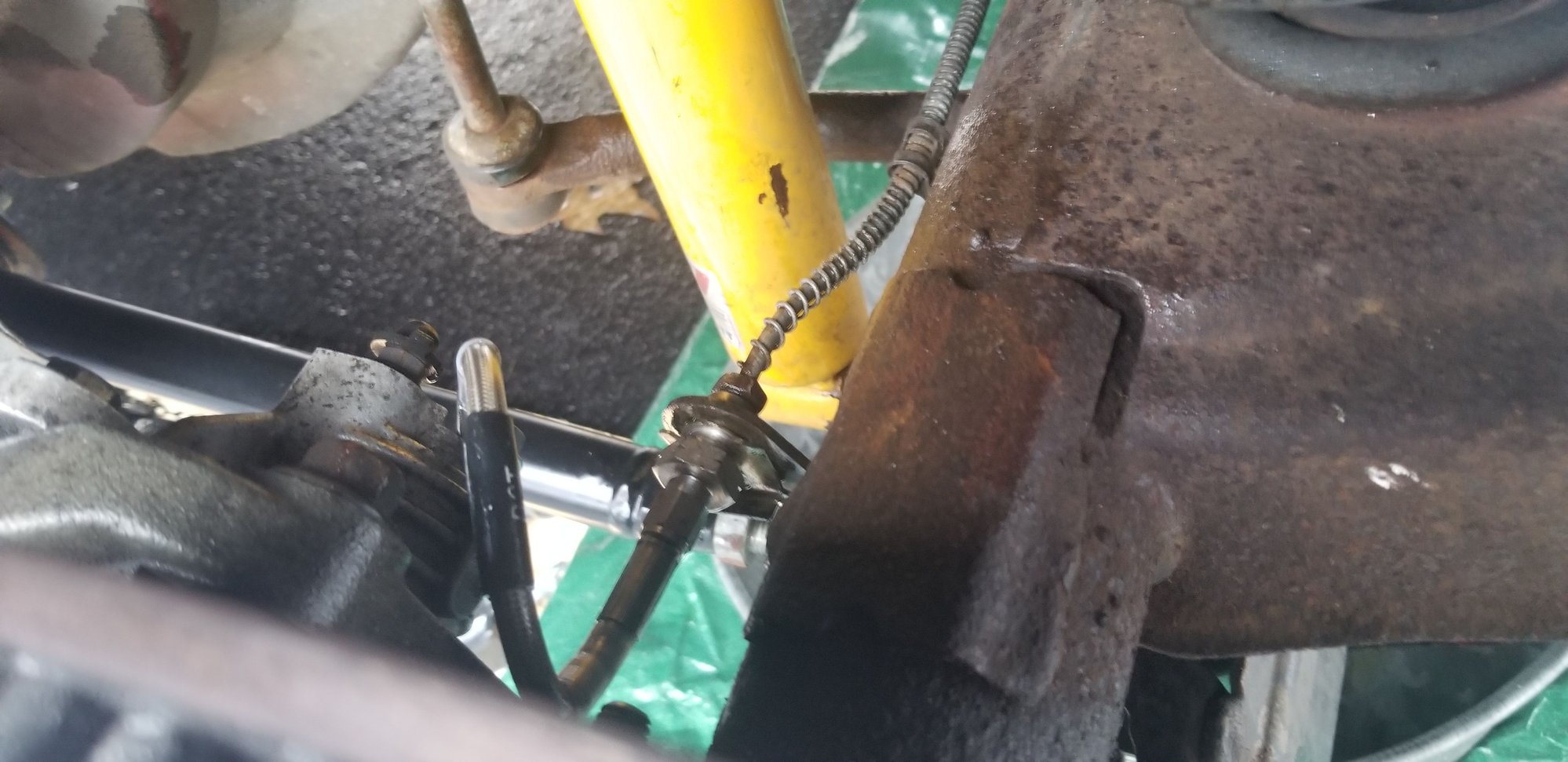 Drivers side with the 4thgen bracket