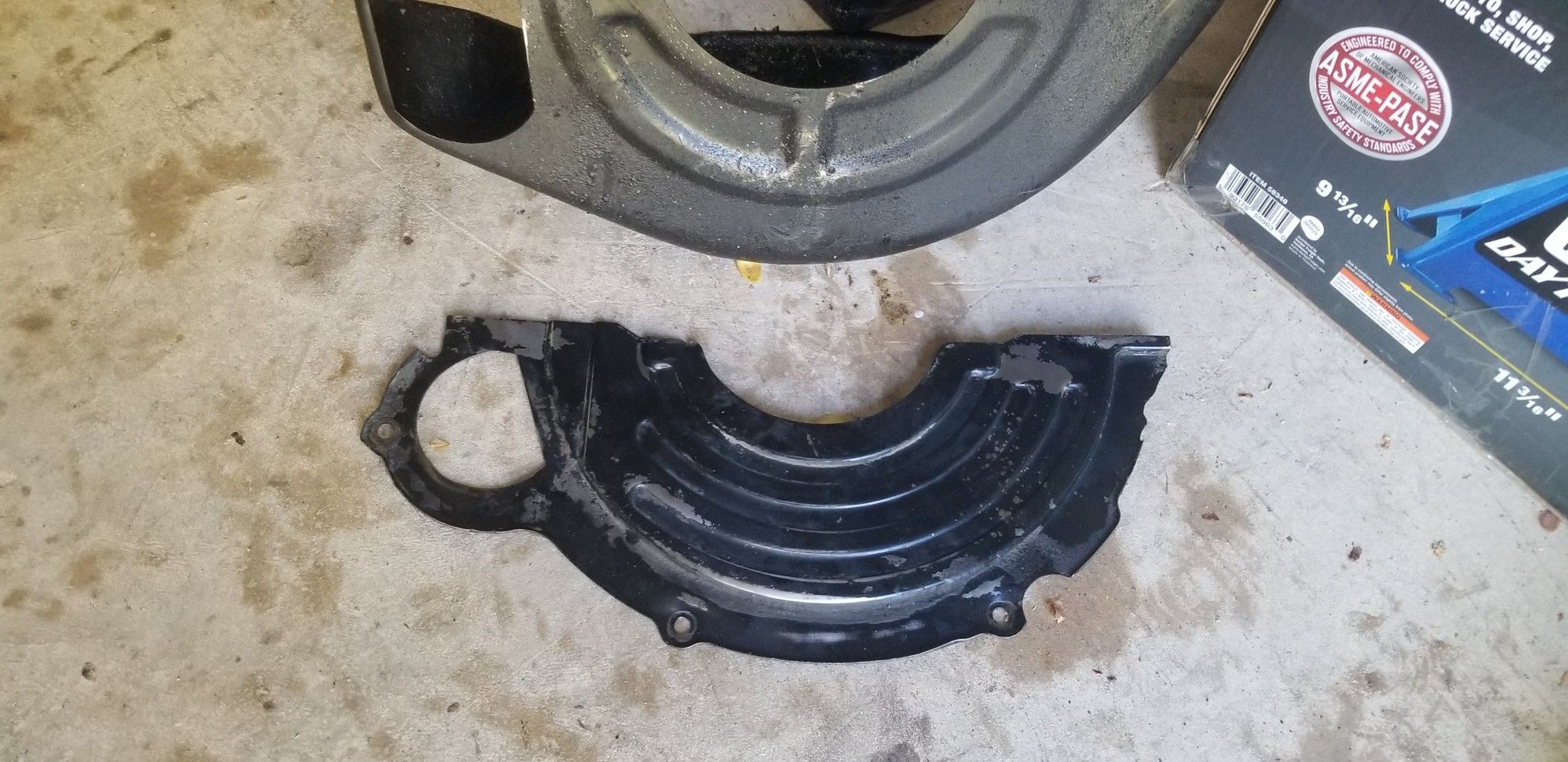 unmodified cover vs the 700R4 cover