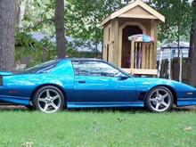 SIDE VIEW OF MY CAR WITH THE C6 WHEELS