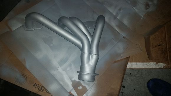 Painted Headers. . .not as nice a finish as I wanted but it will do.