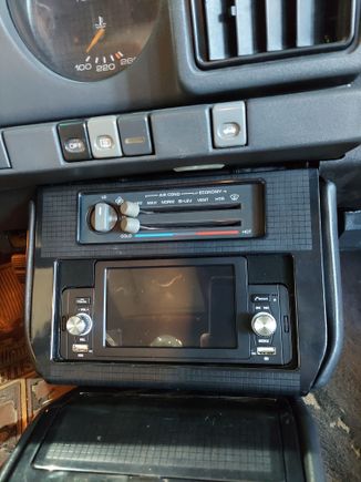 Faceplate installed.