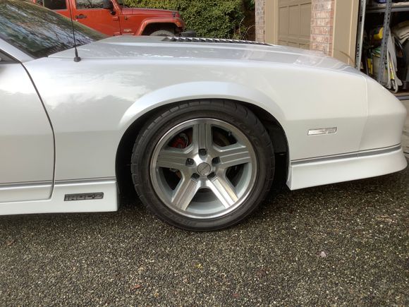 17x9 Hawks reproduction wheels with Toyo 275/45/17