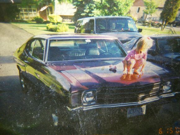 yes,thats my little girl.she turned 19 yesterday.1972 chevelle