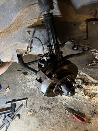 Passenger’s Side Suspension Assembly 