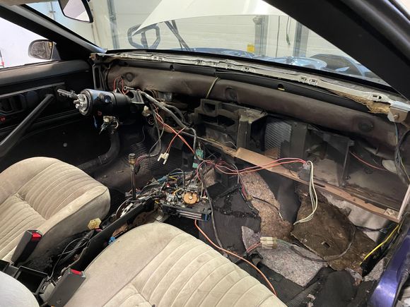 If you know what something is, please comment