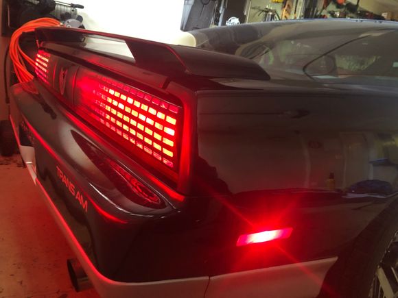 LED’s all the way around.