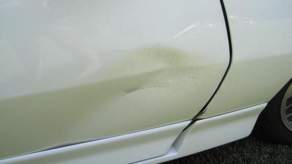 IMG 0006
passenger side dent