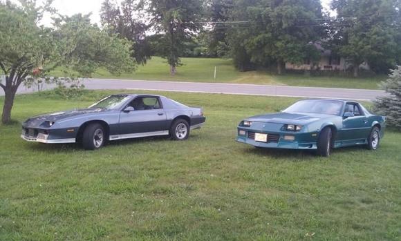 Sitting beside my brothers 92 3.1 RS