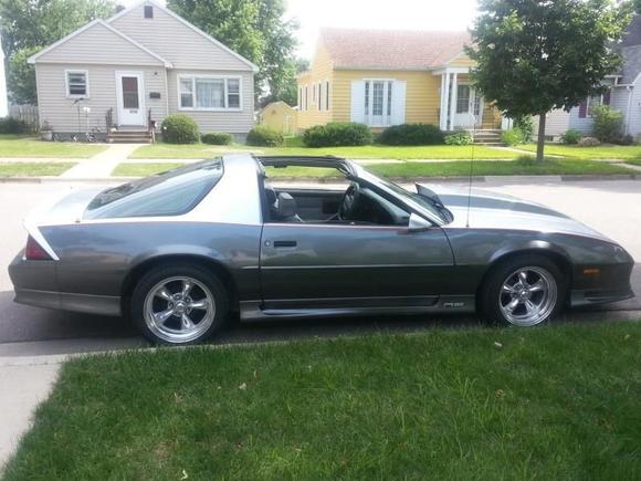 Added a red pin stripe
