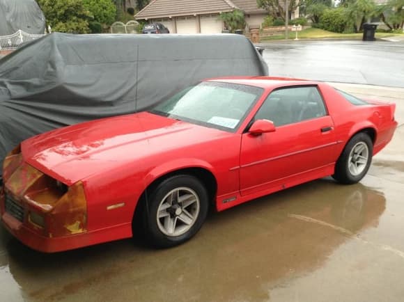 My car looks much better when it rains.