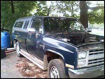 The doner truck i pulled my engine from. Its a Shame to it was a nice truck.