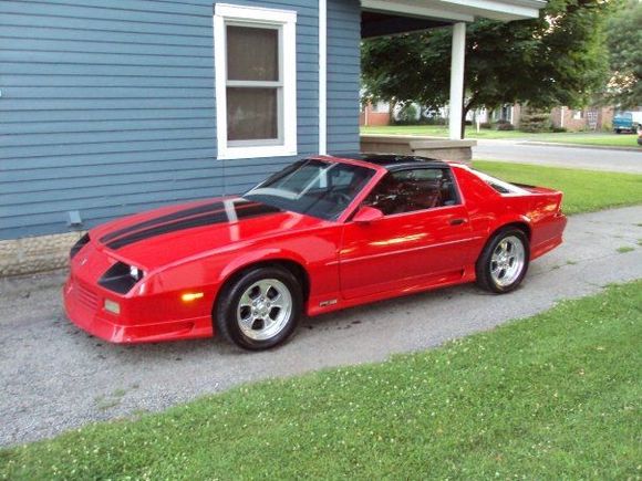 16in 17in American Racing Hopsters before I got the corvette wheels. They looked good, but weren't big enough for me.