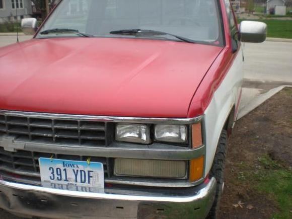 finally got the new hood on about a week ago know to find a front bumper