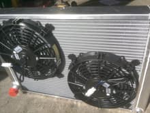 Radiator fan setup - pullers