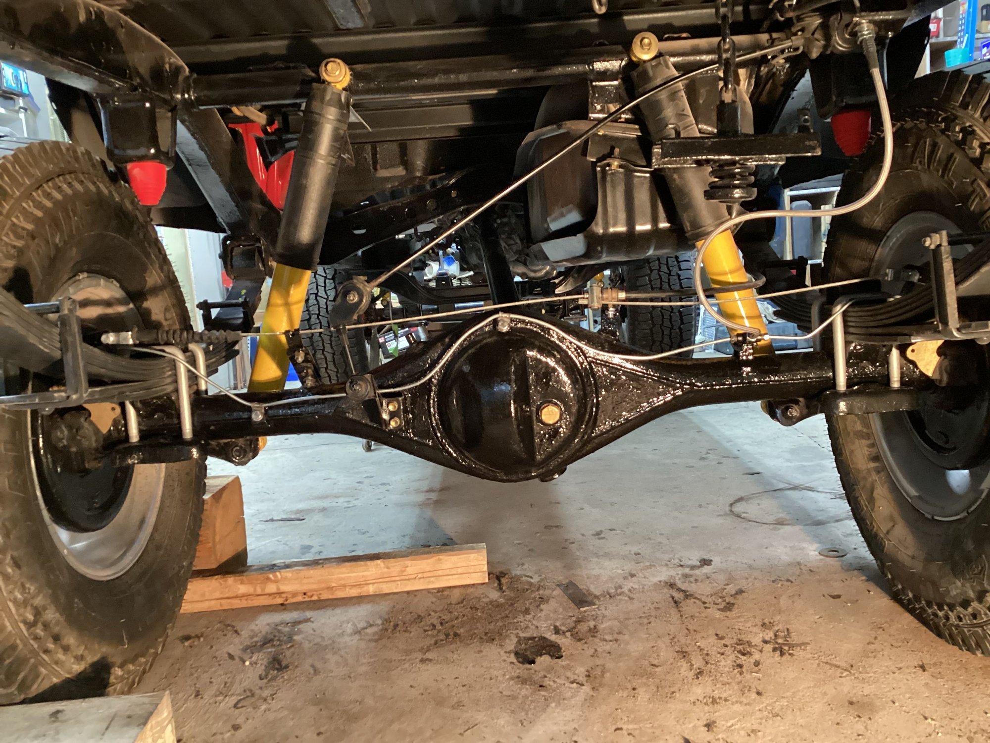 Glamour photo of rear axle with completed brake lines.