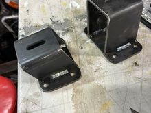 McKinnons Cruisers block mounts