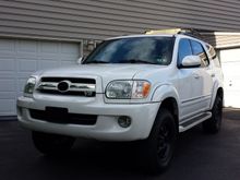 05 Sequoia w/KMC KM673 Skitch 18" and 265/70R18 General Grabber AT2, MPG did not SUFFER